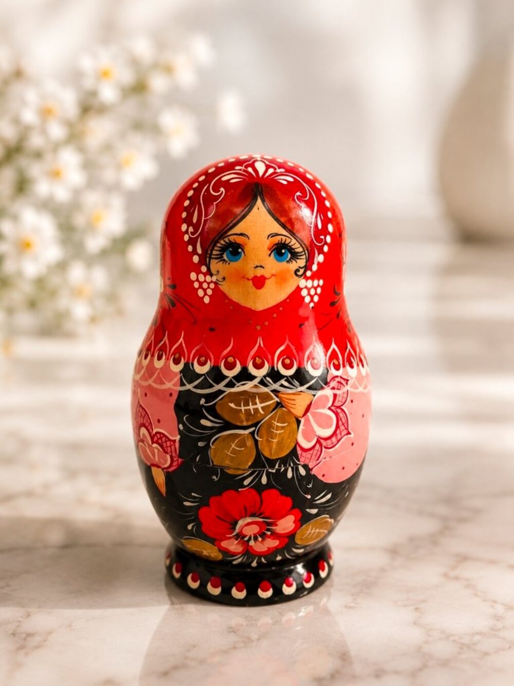 Vintage Russian Babushka Nesting Dolls Black Red Wood Traditional 5 Piece Set